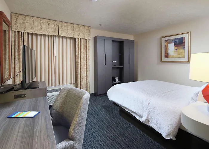 Hotel Hampton