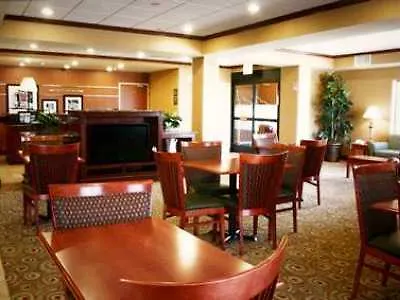 Hotel Hampton 3*